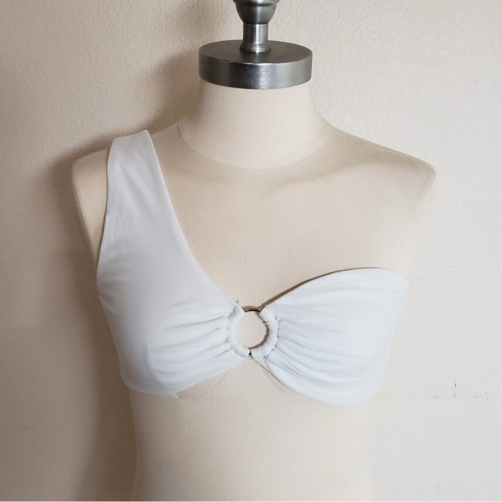 Superdown White Asymmetrical Swimsuit Top Women's Size Medium